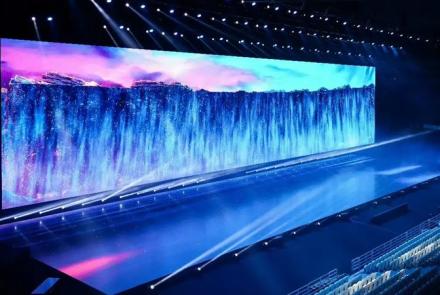 GLIND rental LED display deployed at a live stage event, showcasing seamless visuals and vibrant colors ideal for concerts, conferences, and exhibitions.